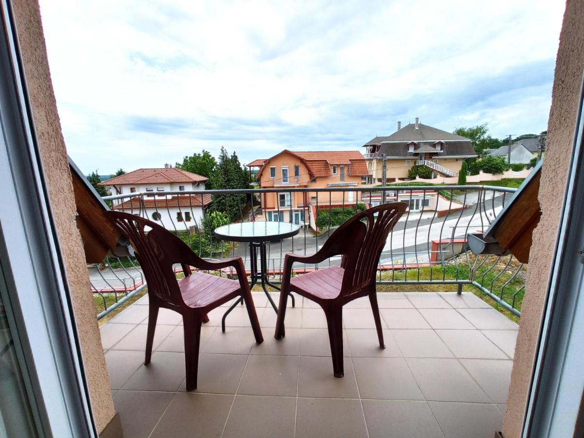 Hillside Apartmanok Zalakaros Kültér fotó